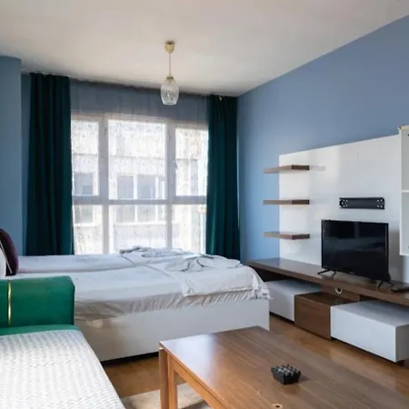 Fuarsuit Aparthotel